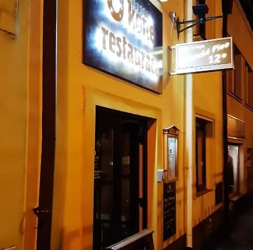 U Kone Hotell Beroun (Central Bohemian)