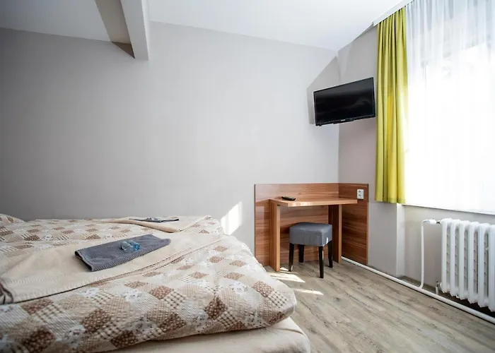 Hotell U Kone 3*